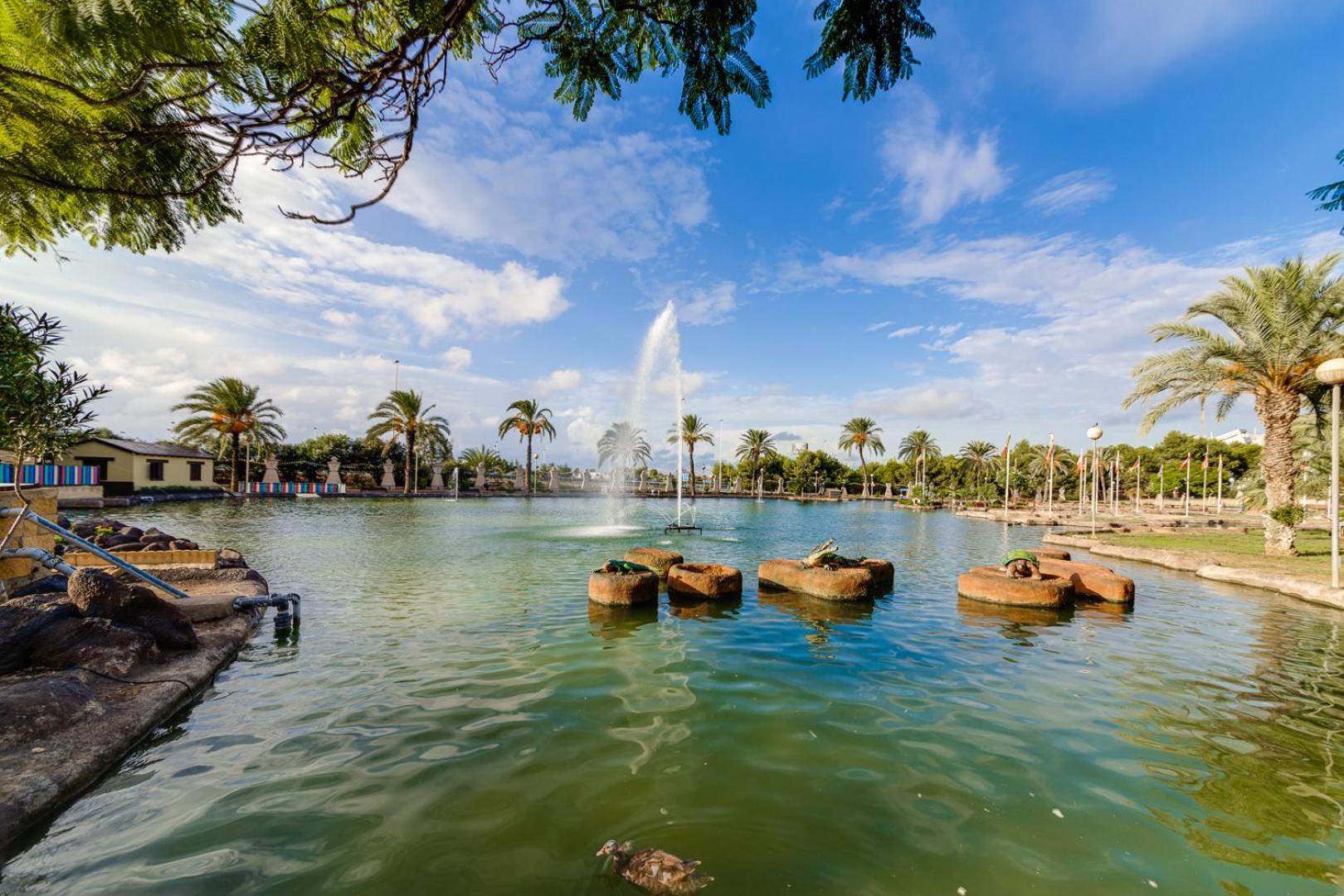 Parque De Las Naciones Torrevieja Exterior foto